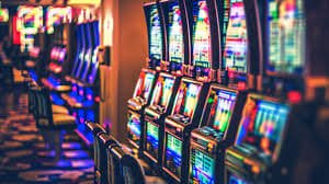 casino link game lobby showing sports and casino categories for Filipino players